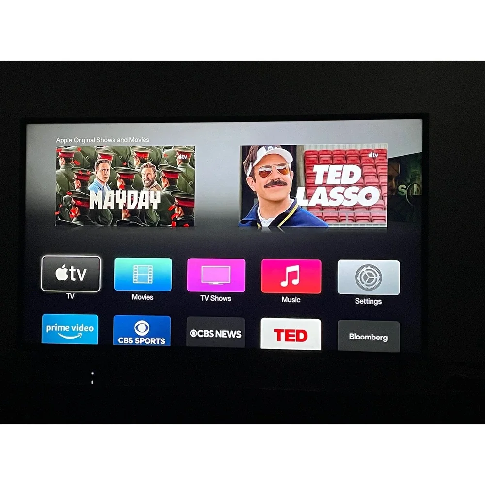 Lot of 2 Apple TV 3rd Gen A1469 1080p HD Media Streamers with Remotes